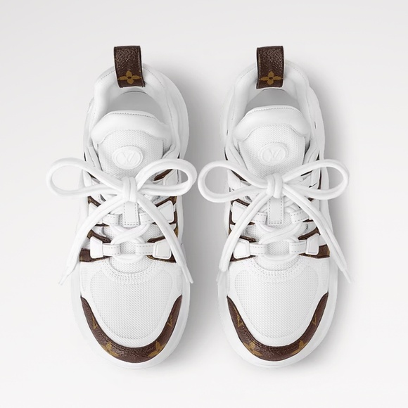 Louis Vuitton sneakers - Picture 1 of 6